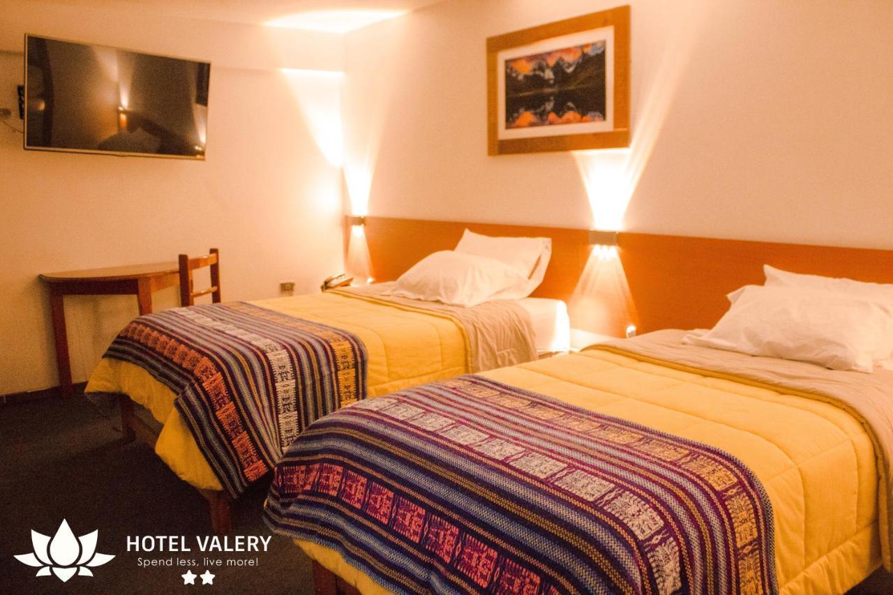 Hotel Valery 2 Estrellas Huaraz  Δωμάτιο φωτογραφία