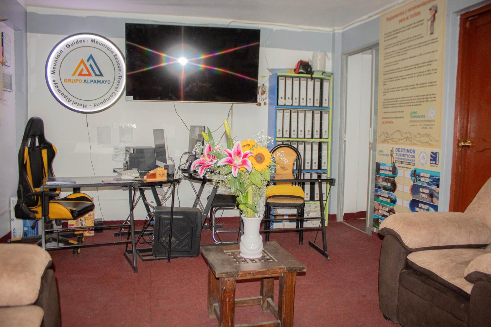 Hotel Valery 2 Estrellas Huaraz  Εξωτερικό φωτογραφία