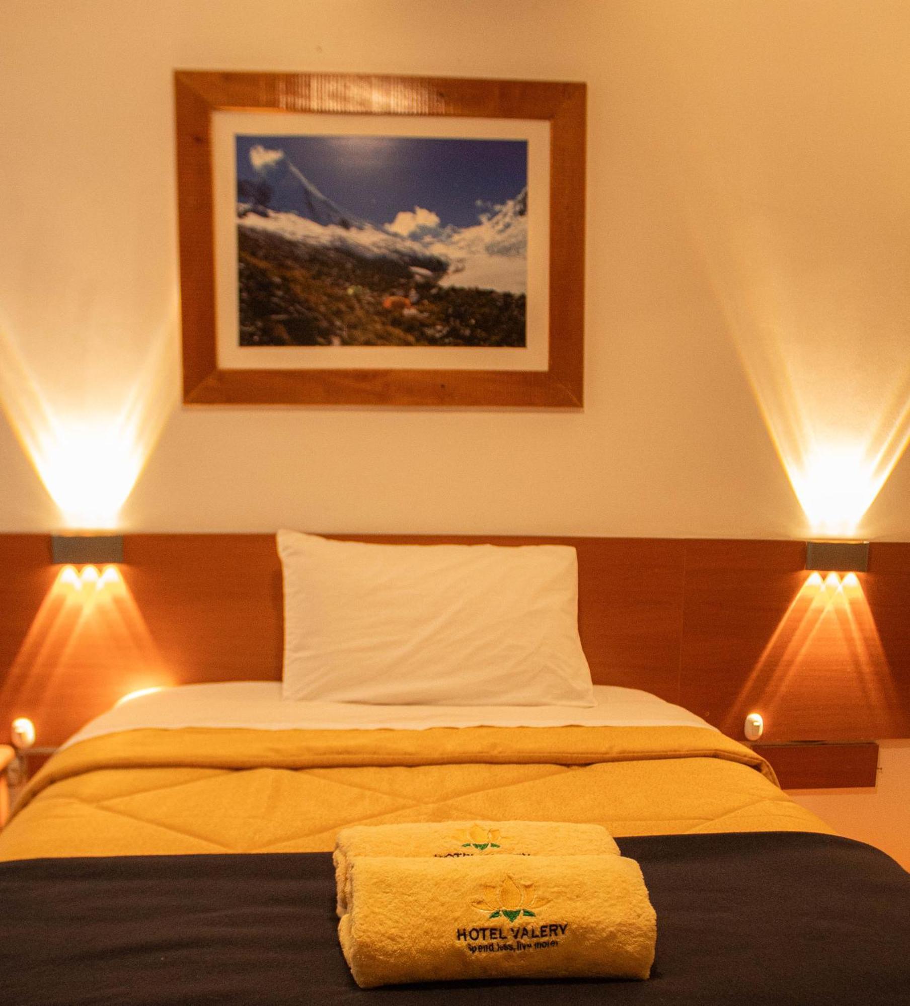 Hotel Valery 2 Estrellas Huaraz  Εξωτερικό φωτογραφία